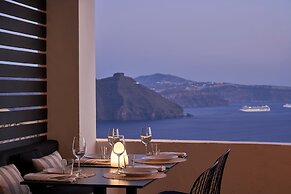 Mr and Mrs White Oia – Santorini