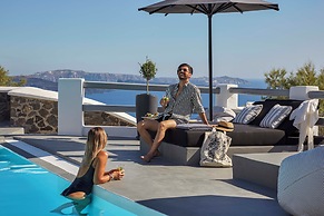 Mr and Mrs White Oia – Santorini