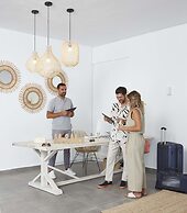 Mr and Mrs White Oia – Santorini