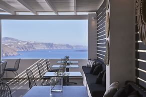 Mr and Mrs White Oia – Santorini