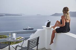 Mr and Mrs White Oia – Santorini