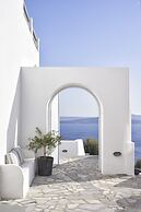 Mr and Mrs White Oia – Santorini