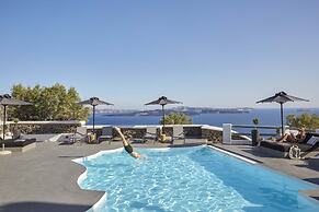 Mr and Mrs White Oia – Santorini