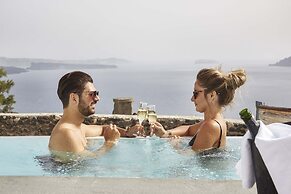 Mr and Mrs White Oia – Santorini