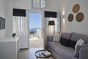 Mr and Mrs White Oia – Santorini