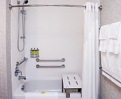 Holiday Inn Express & Suites Rehoboth Beach by IHG