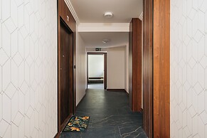 Main Square Apartments - LoftAffair