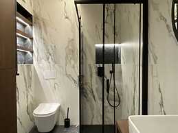 Main Square Apartments - LoftAffair