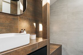 Main Square Apartments - LoftAffair