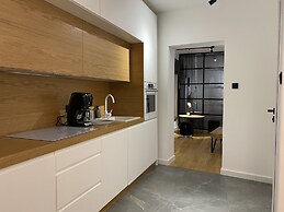 Main Square Apartments - LoftAffair