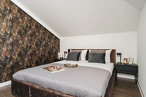 Main Square Apartments - LoftAffair