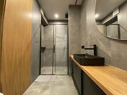 Main Square Apartments - LoftAffair