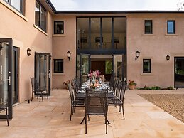 Woodchester Valley House