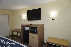 Days Inn by Wyndham Apopka/Orlando