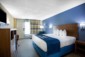 Days Inn by Wyndham Apopka/Orlando