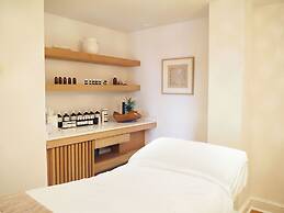 Opal Grand Oceanfront Resort & Spa