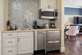 Opal Grand Oceanfront Resort & Spa