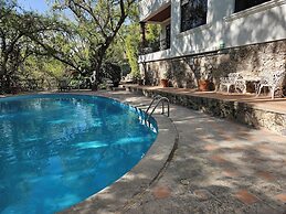 Charming Villas by Casa Holistic B&B