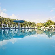 Quadrifoglio Village