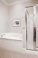 Furnished Apartments in Midtown