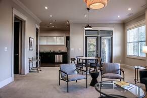 Furnished Apartments in Midtown