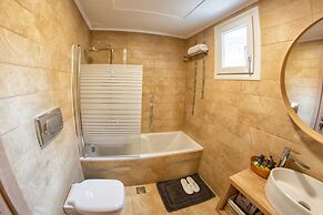 Kassiopi Luxury Suites