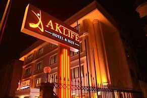 Ak Life Hotel & Suit