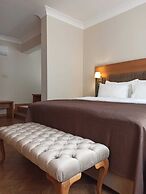 Ak Life Hotel & Suit