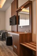Mimoza Beach Hotel