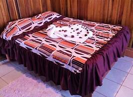 Pensión y Cabinas Colibrí Monteverde B&B