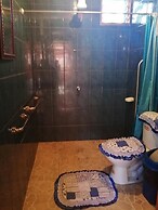 Pensión y Cabinas Colibrí Monteverde B&B