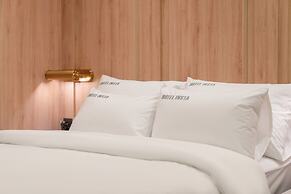 Hotel INSTA Suwon City Hall