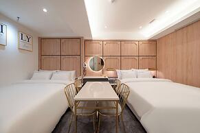 Hotel INSTA Suwon City Hall