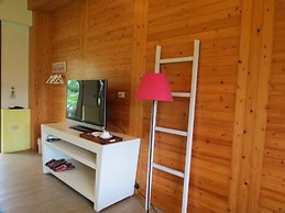 DeerStar Meihua Lake B&B