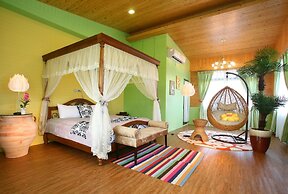 DeerStar Meihua Lake B&B