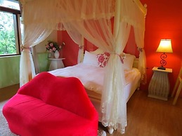 DeerStar Meihua Lake B&B