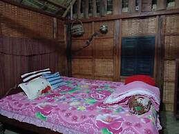 Kakrona Pouk Homestay