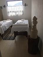 Hotel Concierge Flor y Canto