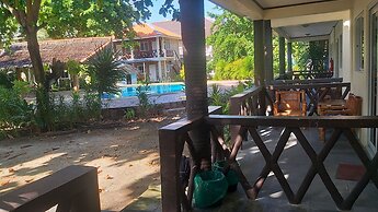 The Sharks Tail Dive Resort