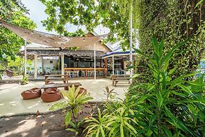 The Sharks Tail Dive Resort