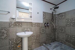 The Sharks Tail Dive Resort