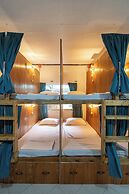 The Sharks Tail Dive Resort