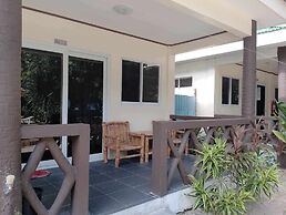 The Sharks Tail Dive Resort