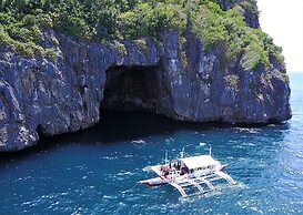 The Sharks Tail Dive Resort