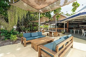 The Sharks Tail Dive Resort