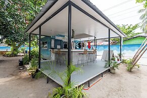 The Sharks Tail Dive Resort