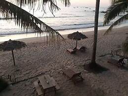 Beau Beau Beach House