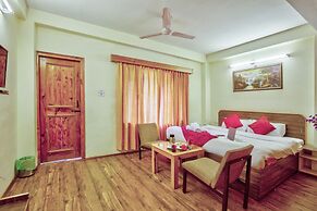 Hotel Monarch Residency Manali