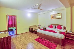 Hotel Monarch Residency Manali