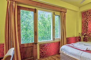Hotel Monarch Residency Manali